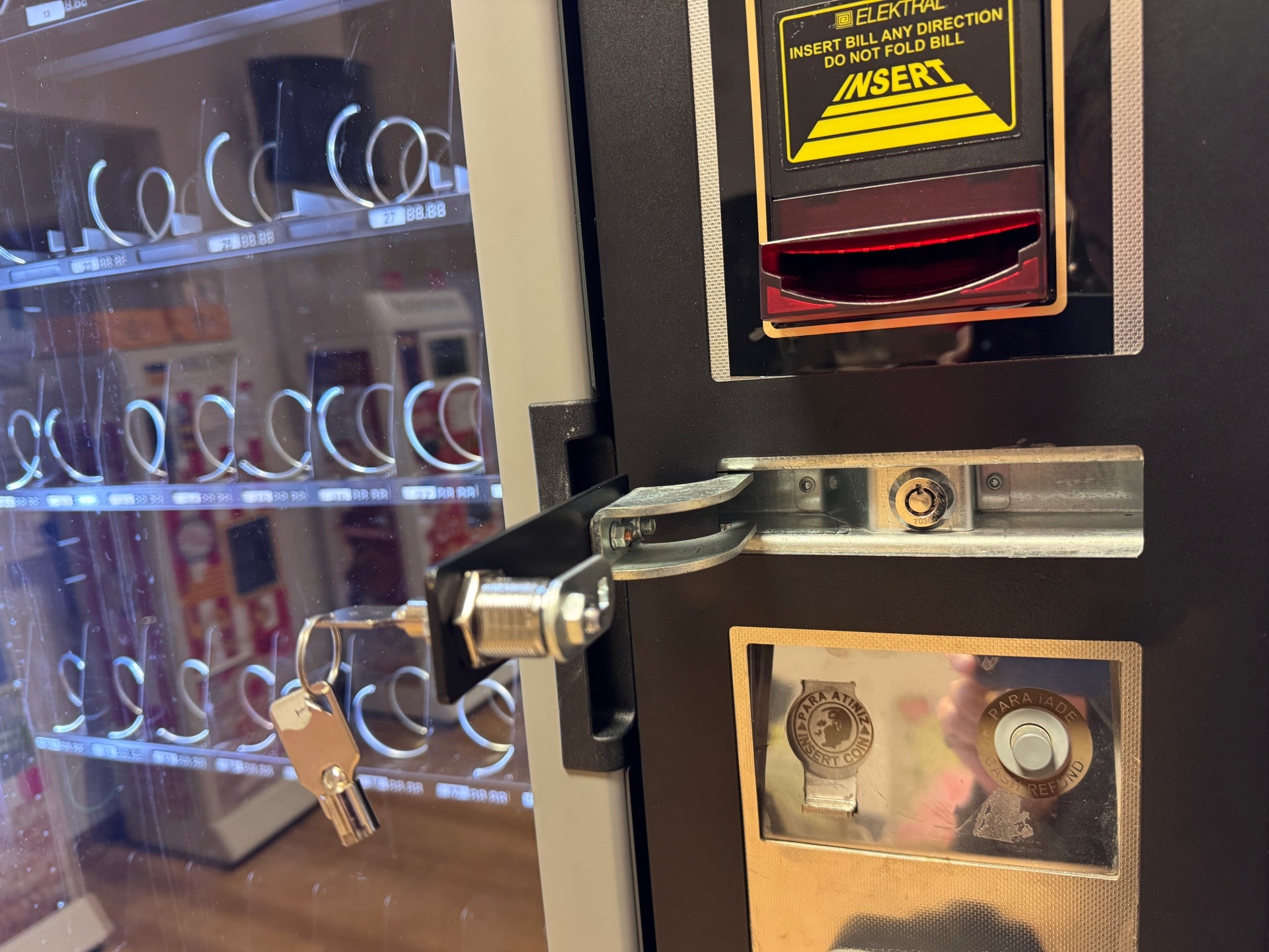 Maxi Buffet Vending-Machine wenig gebraucht