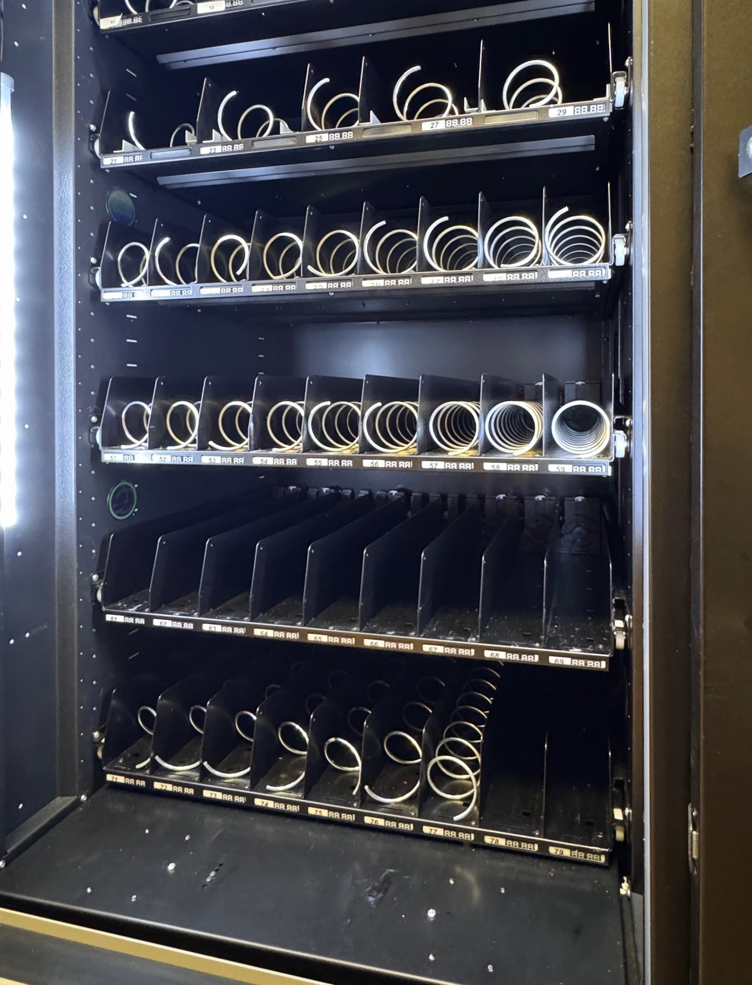 Maxi Buffet Vending-Machine wenig gebraucht